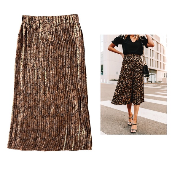 Sincerely Jules Leopard Print Pleated Midi Slip Skirt Size XS - Picture 9 of 9